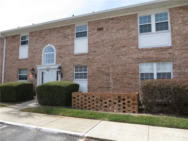 MLS: O6008157 Condo For Sale