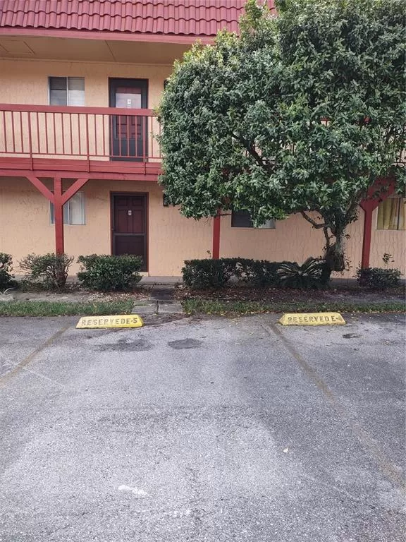 MLS: O6008529 Condo For Sale