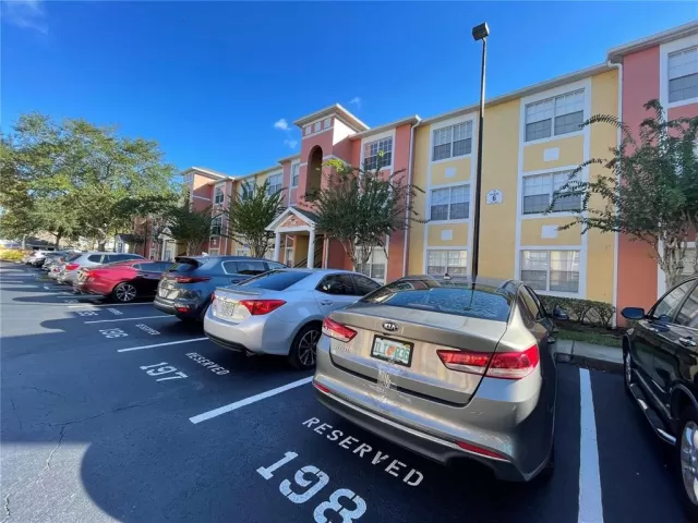 MLS: O6008776 Condo For Sale