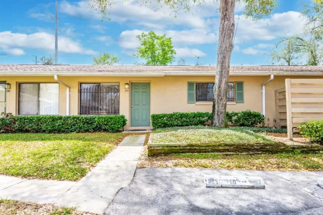 MLS: O6008868 Condo For Sale