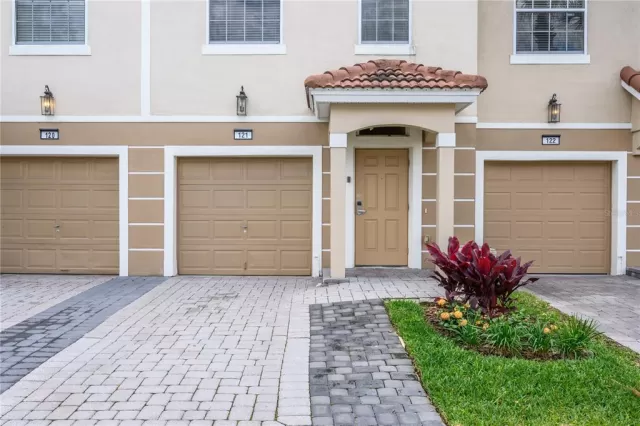 MLS: O6009195 Condo For Sale