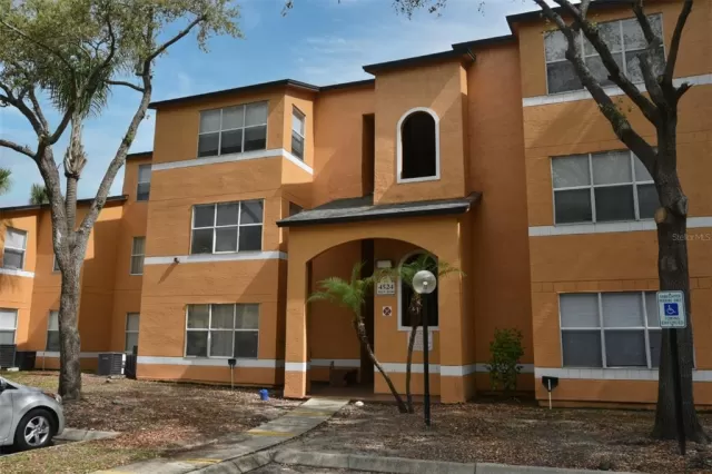 MLS: O6009943 Condo For Sale