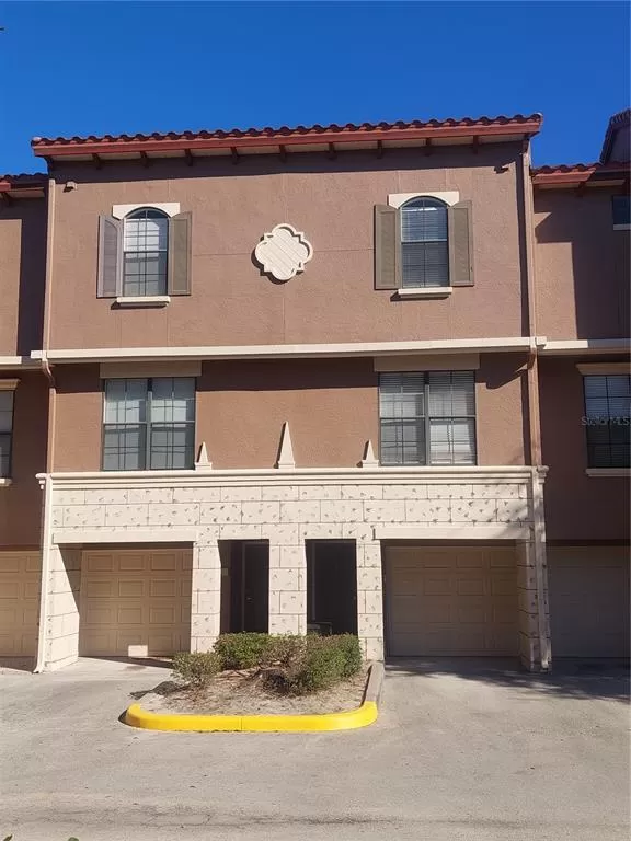 MLS: O6010297 Condo For Sale