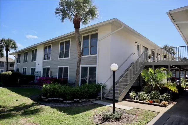 MLS: O6010364 Condo For Sale