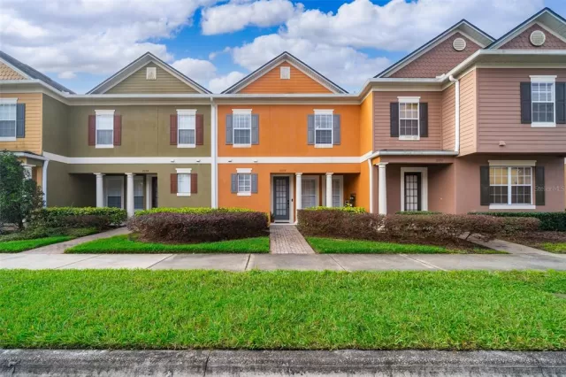 MLS: O6011091 Condo For Sale