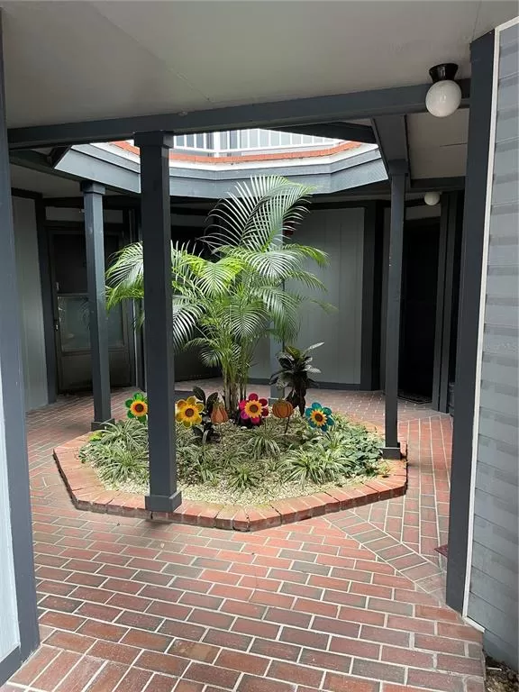 MLS: O6011211 Condo For Sale