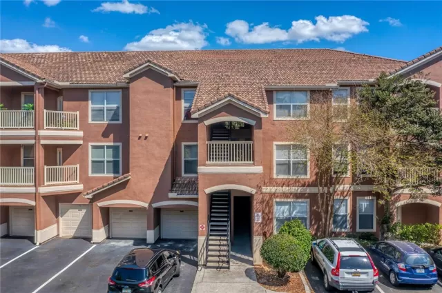 MLS: O6011435 Condo For Sale