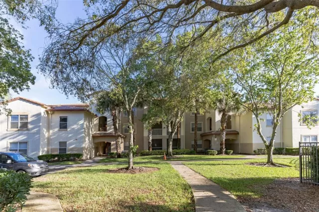 MLS: O6011763 Condo For Sale