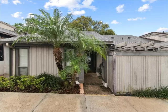 MLS: O6011773 Condo For Sale