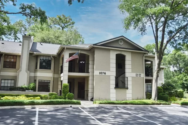 MLS: O6011955 Condo For Sale