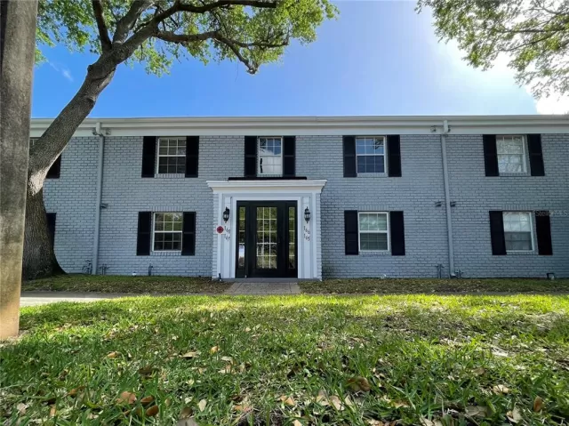 MLS: O6012039 Condo For Sale