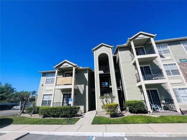 MLS: O6012351 Condo For Sale