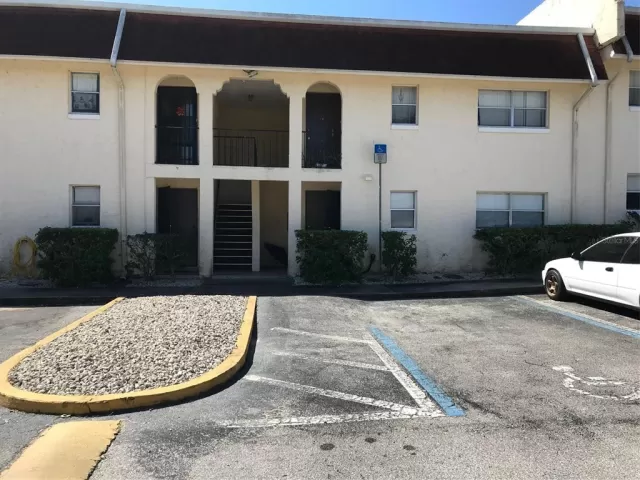 MLS: O6012701 Condo For Sale
