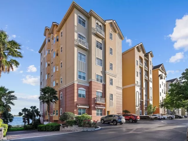 MLS: O6013746 Condo For Sale