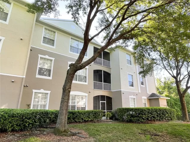 MLS: O6013810 Condo For Sale