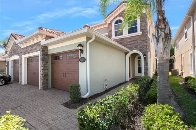 MLS: O6013825 Condo For Sale