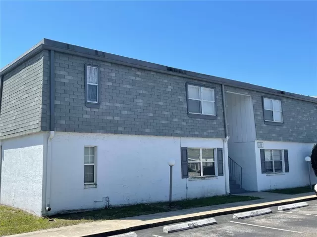 MLS: O6014051 Condo For Sale