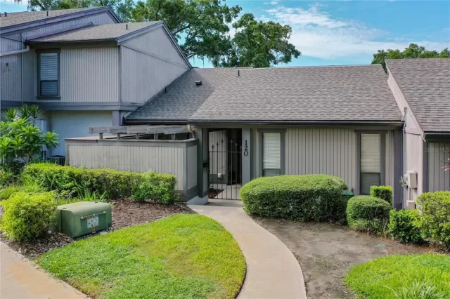 MLS: O6014065 Condo For Sale