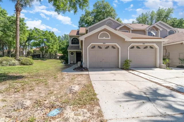 MLS: O6014351 Condo For Sale