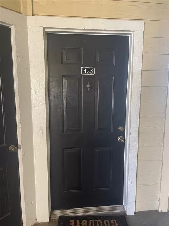 MLS: O6014547 Condo For Sale