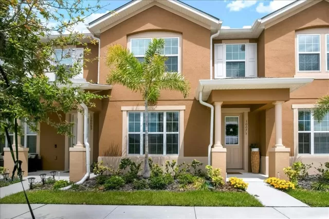 MLS: O6015843 Condo For Sale