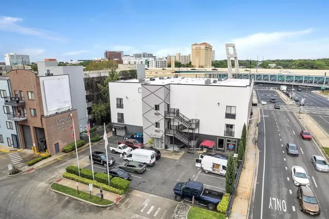 MLS: O6015937 Condo For Sale