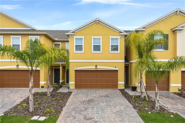 MLS: O6016115 Condo For Sale