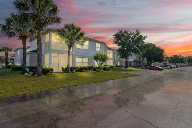 MLS: O6016122 Condo For Sale