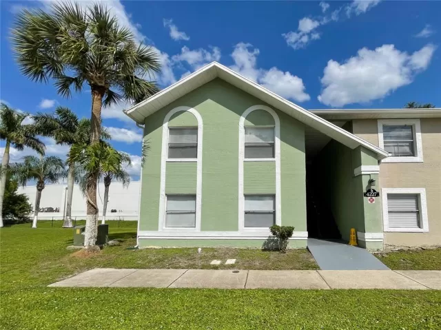 MLS: O6016389 Condo For Sale