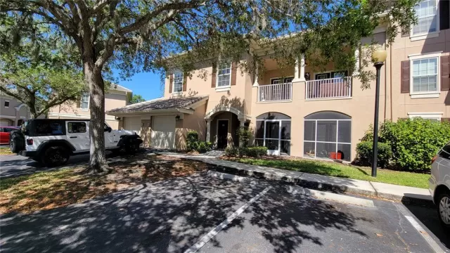 MLS: O6017087 Condo For Sale