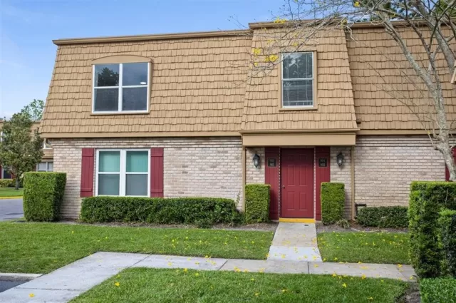 MLS: O6018210 Condo For Sale