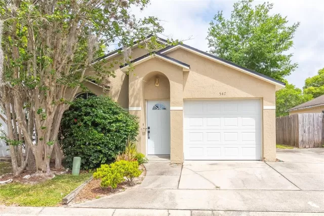 MLS: O6019285 Condo For Sale