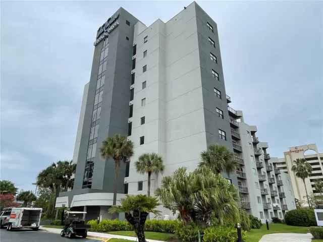 MLS: O6019981 Condo For Sale