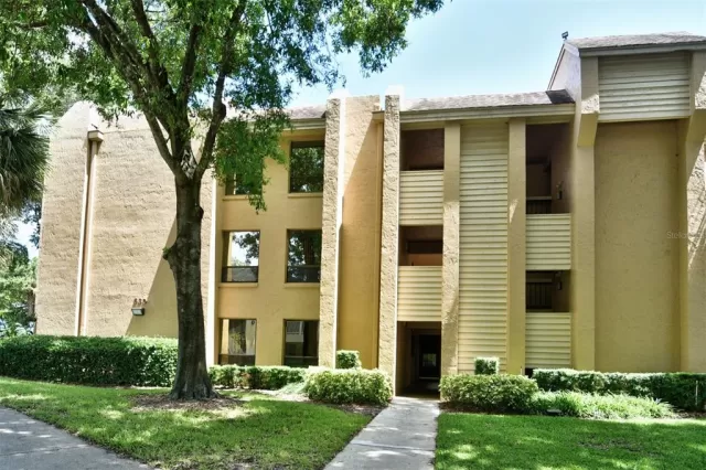 MLS: O6020381 Condo For Sale