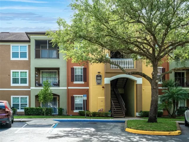 MLS: O6021047 Condo For Sale