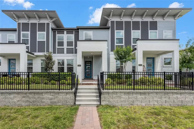 MLS: O6021207 Condo For Sale