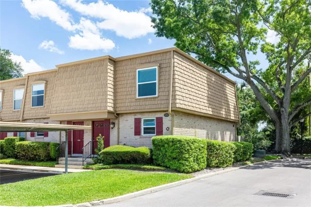 MLS: O6021373 Condo For Sale