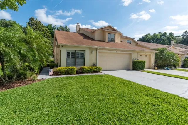 MLS: O6021940 Condo For Sale