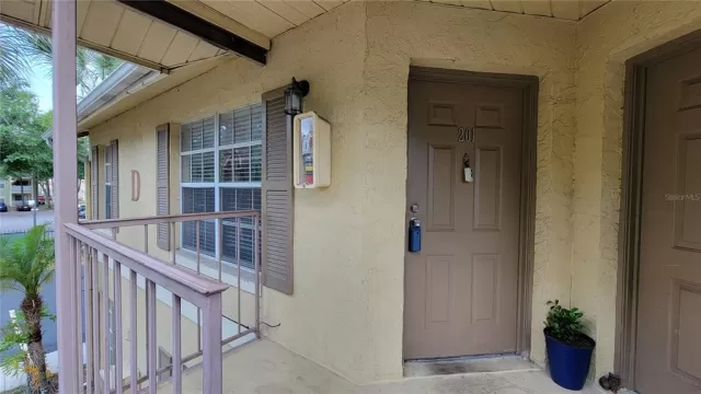 MLS: O6022202 Condo For Sale