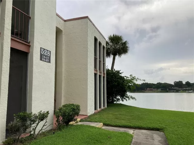 MLS: O6022526 Condo For Sale