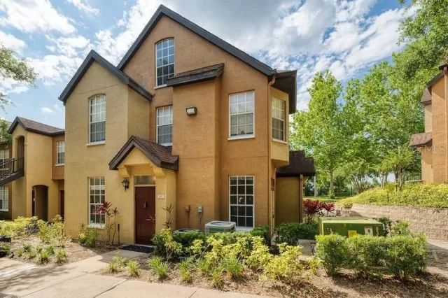 MLS: O6022532 Condo For Sale