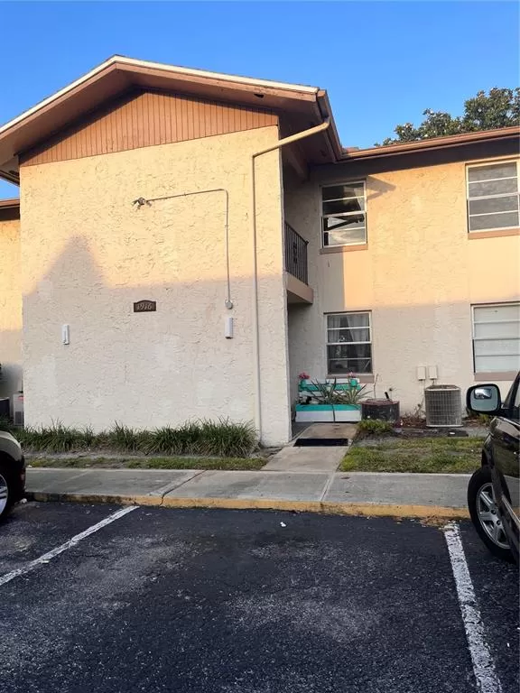 MLS: O6023051 Condo For Sale