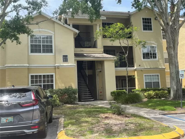 MLS: O6023304 Condo For Sale