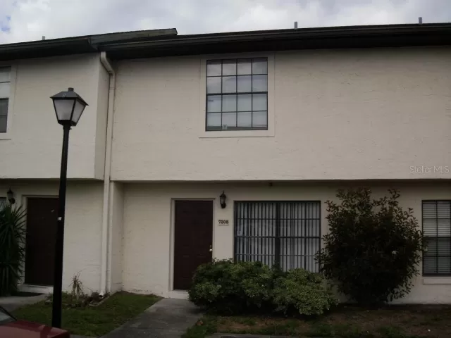 MLS: O6023345 Condo For Sale