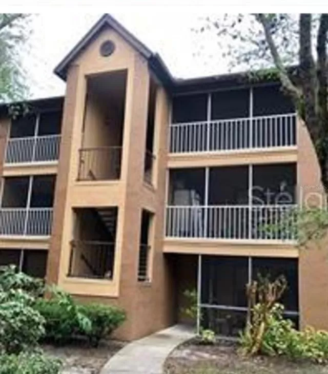 MLS: O6023348 Condo For Sale