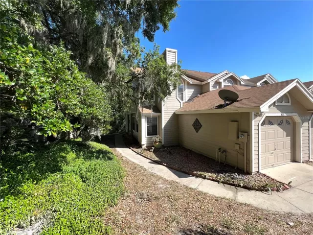 MLS: O6024356 Condo For Sale