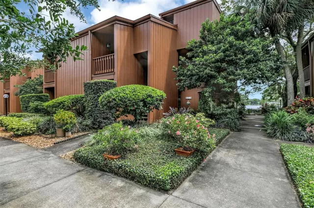 MLS: O6024963 Condo For Sale