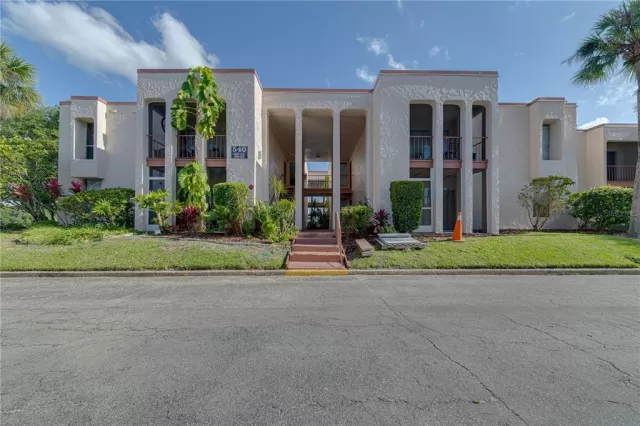 MLS: O6025027 Condo For Sale