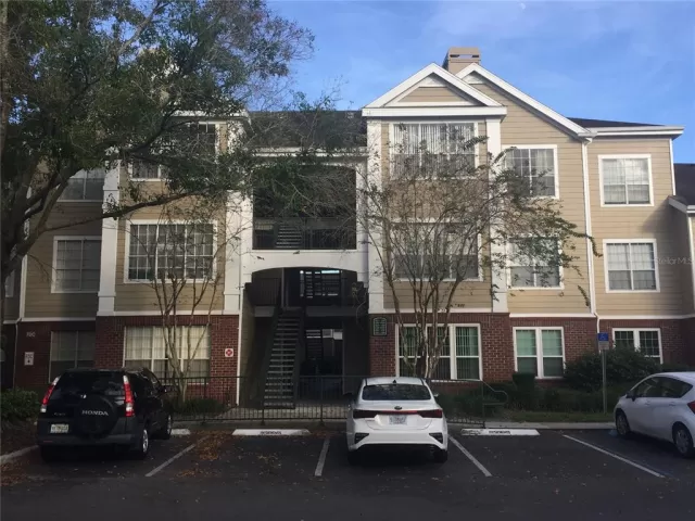 MLS: O6025151 Condo For Sale