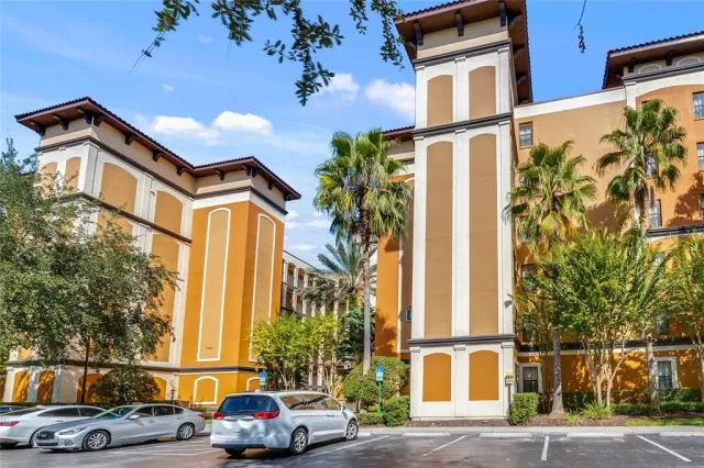 MLS: O6025370 Condo For Sale